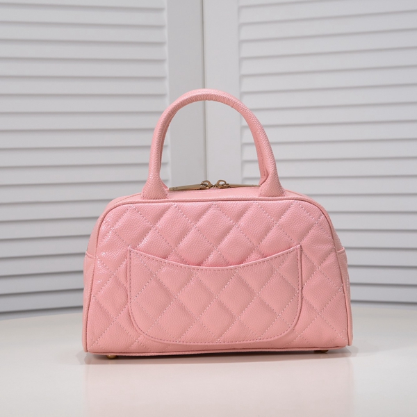 シャネルバッグ側面デザイン